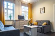 AS Home RYNEK 3-Rooms Apartment R243