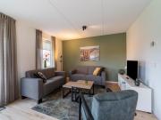 Cozy Retreat with parking