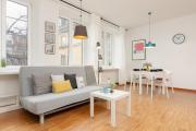 Warsaw Old Town Spacious Studio Piwna by Renters