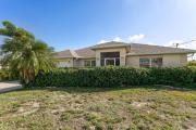 Pet-Friendly Home with Backyard in Cape Coral!