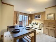 Appartement rénové Méribel - Proche pistes, commerces, balcon vue montagne - FR-1-688-71