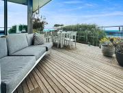 SeaEsta - Modern Beachside Escape in Tranquil North Lorne - BYO Linen