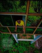 Top Muthanga