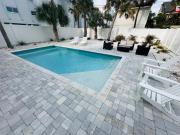 Pass-A-Grille St Pete Beach 3-2 WiFi Parking