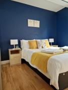 3 bedrooms flat near Russell Square 3 bedrooms flat near Russell Square