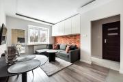 Nowolipki Modern Apartment by BookingHost