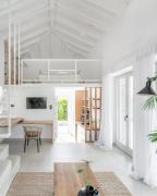 Stone build suite with private pool