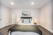 Upscale Abode - Brand New Corporate Apt Downtown