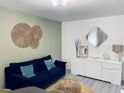 Chez la Clo - joli 2 pièces, parking gratuit, accès direct tram 2 min à pied