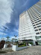 Super Deluxe Apartment with Skypool Medan
