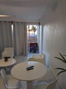 Dpto. a unos pasos de la playa en Las Brisas