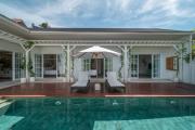 Blanc Mediterranean: 3BR in Central Canggu