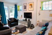 Cute & cosy 1 double bedroom garden flat