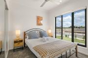 Top Browns Plains