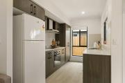 Top Browns Plains