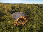 Cabane de Prestige avec Jacuzzi et Sauna privatifs Cabane de Prestige avec Jacuzzi et Sauna privatifs