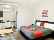 Top Gilgandra