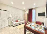 Rouge Ruby-Coeur de Longchamp - T2 élégant et raffiné