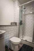 Swan House Apartment 7 - 2 Bed Apartment - Sleeps 5 - Free Parking - Liverpool - close to city centre - ByELITE STAYS