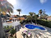 Sonnige Villa mit privatem Pool & Dachterrasse