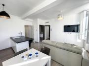 Brand new 2 BR Gambetta Fully Renovated 2021- 5 mns Palais by Olam Properties Brand new 2 BR Gambetta Fully Renovated 2021- 5 mns Palais by Olam Properties