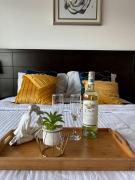 Ecusuites Mall del Sol Premium 96Parking-Airport