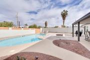 Pool, Grill and Fire Pit Pet-Friendly Arizona Home