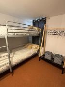 S.N. The Holiday. Sol Y Nieve.