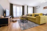 Modern & Elegant City Center Apartments