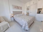 Precioso Estudio, Centro