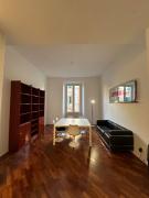 whouse large suite apartment indipendenza