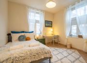 Blue Sapphire House- central&modern