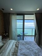 Copacabana Beach Jomtien 1494 By Pim