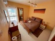 Regent Court - 3 bedroom apartment within walking distance from seafront