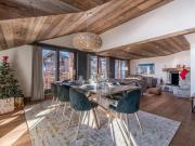 Duplex skis aux pieds, Courchevel 1850, 99m², 6 pers., cheminée, balcons, garage, WiFi - FR-1-631-132