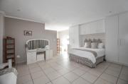 Top Yzerfontein