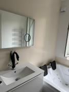 Logement tout confort avec jardin proche centre