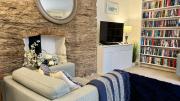 Bosuns Call Central Dartmouth - 2 Bed Apartment Self Check In Fast WiFi & Workspace