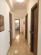 Mia Ginger, Stazione Trastevere vicinanze