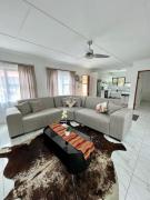 Luxury 1 Bdr Garden Cottage