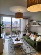 Spacious 2-Bedroom Apartment in Central Location, Modern Amenities, Walking Distance to Attractions Spacious 2-Bedroom Apartment in Central Location, Modern Amenities, Walking Distance to Attractions