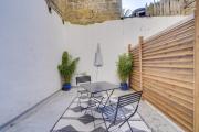 Lovely studio in Chartrons with terrace