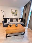 La Bella escondida Piscina Campo de golf solarium y parking en centro historico