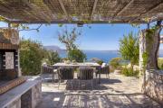 Daedalos Luxury Villa