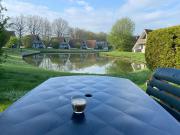 Stijlvol aan de visvijver