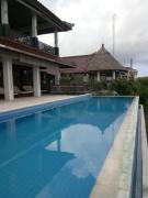Top Uluwatu