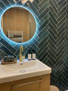 Menton carré d’or - Private garage