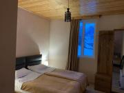 Tetne Qor Guesthouse