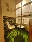 Charite Host Appartement , Wifi et Parking Gratuit