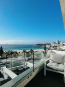 Bondi Beach Waves 2 Beachfront Apartment
